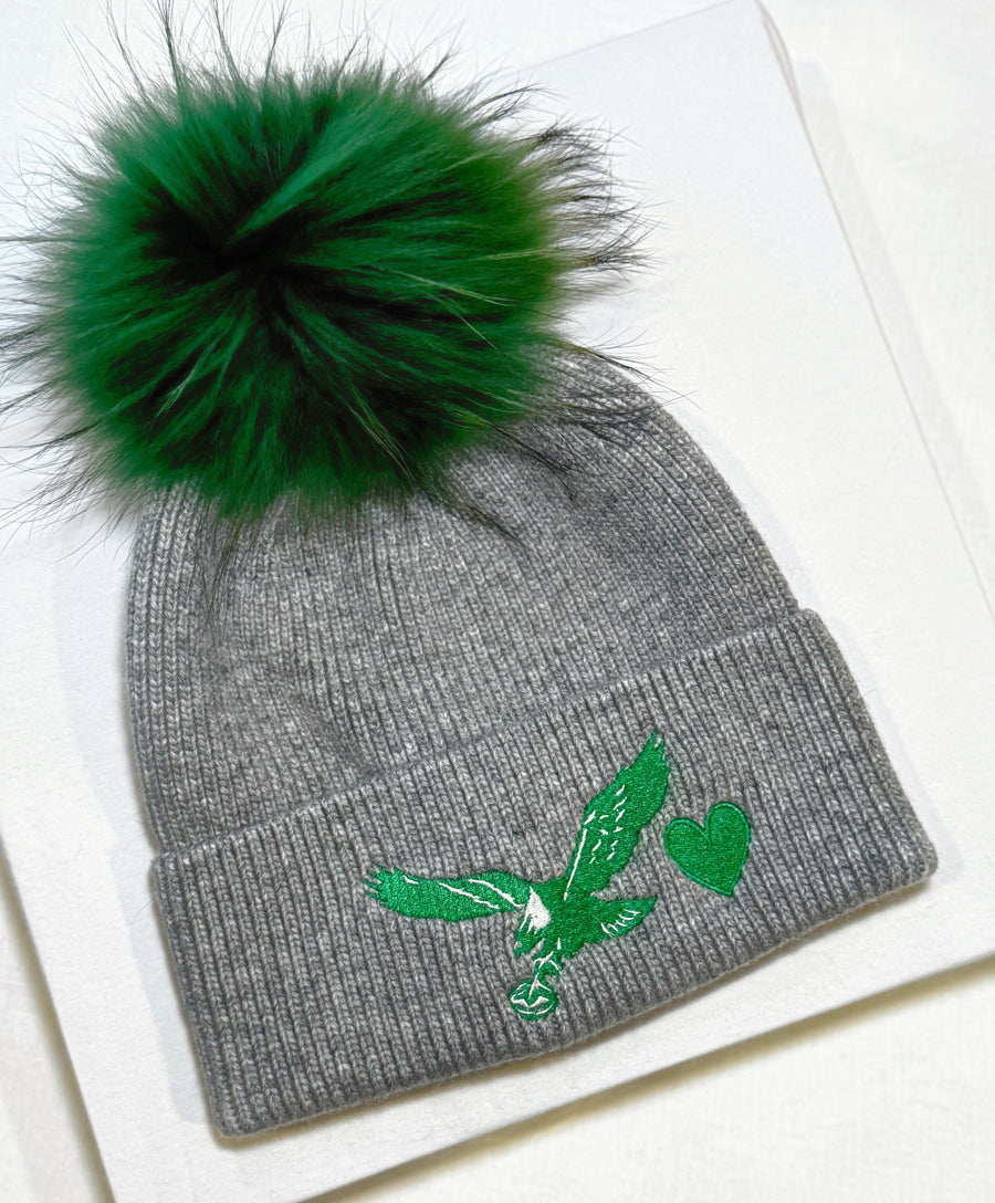 EMBROIDERED EAGLES SINGLE POM - HEART (GREY/GREEN)