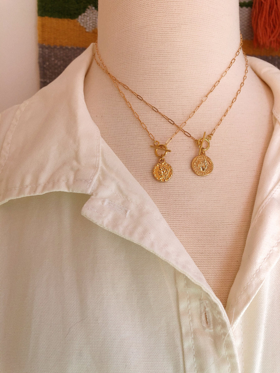 SMALL COIN TOGGLE NECKLACE