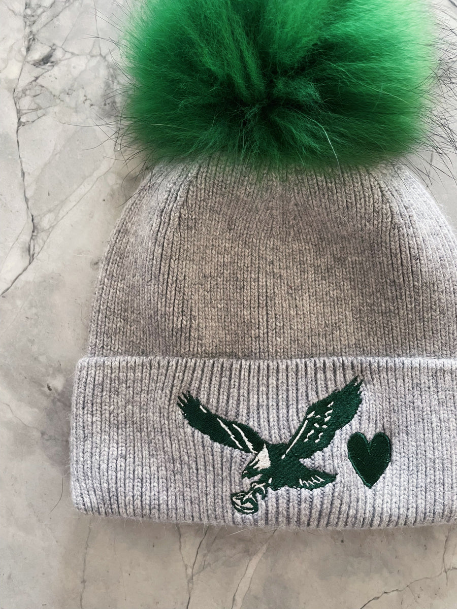 EMBROIDERED EAGLES SINGLE POM - HEART (GREY/GREEN) *