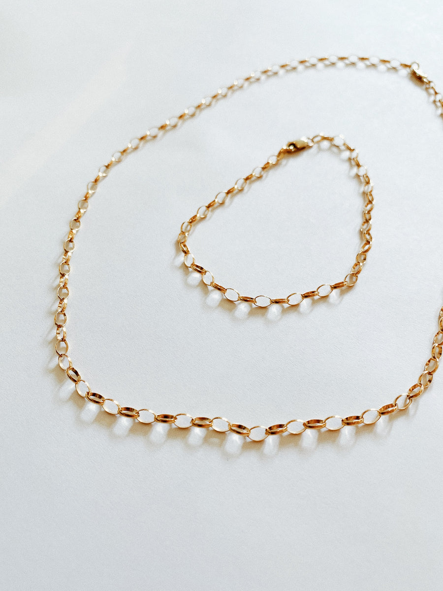 LARGE ROLO CHAIN NECKLACE