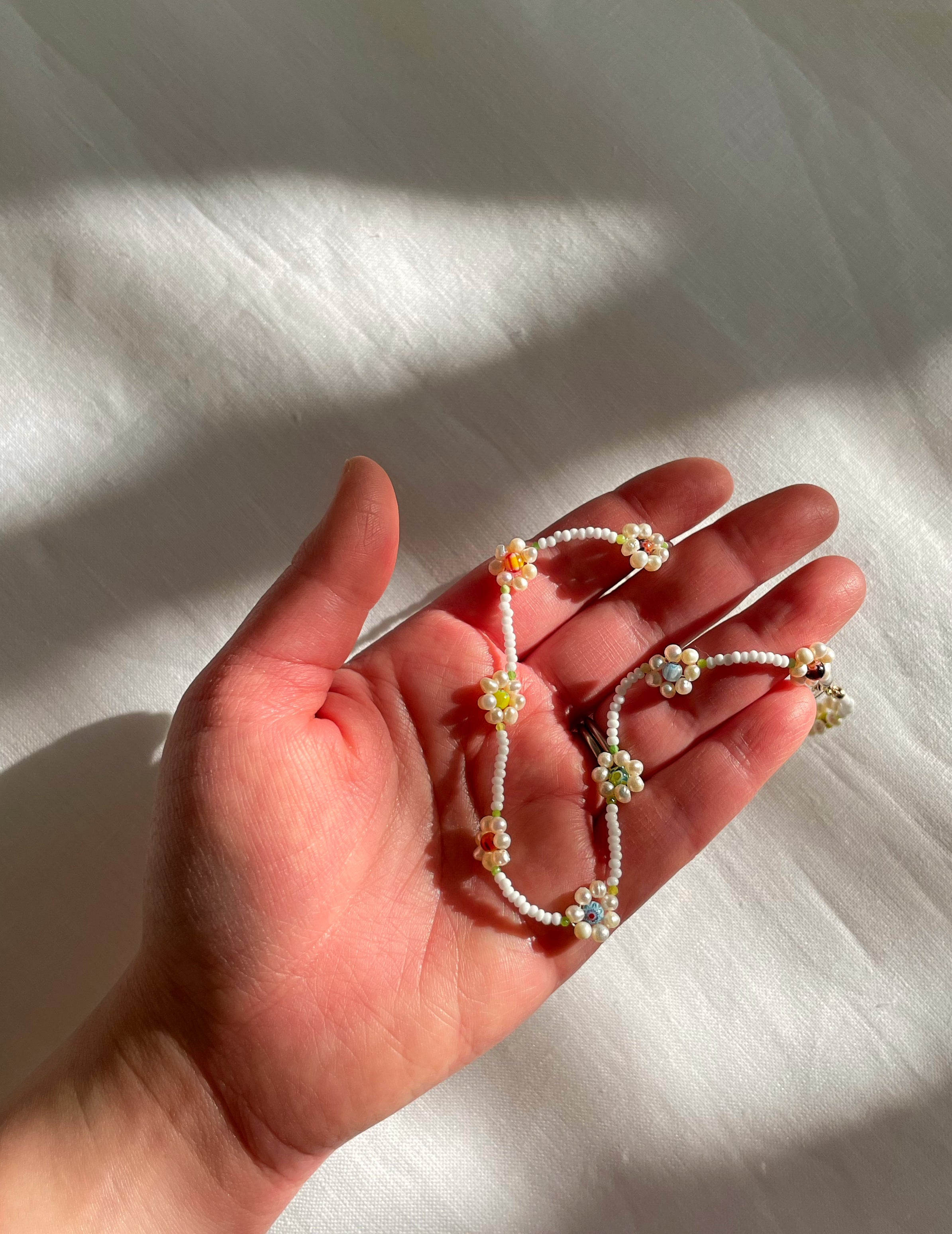 GWEN DAISY CHAIN NECKLACE | Shop Trendy and Contemporary