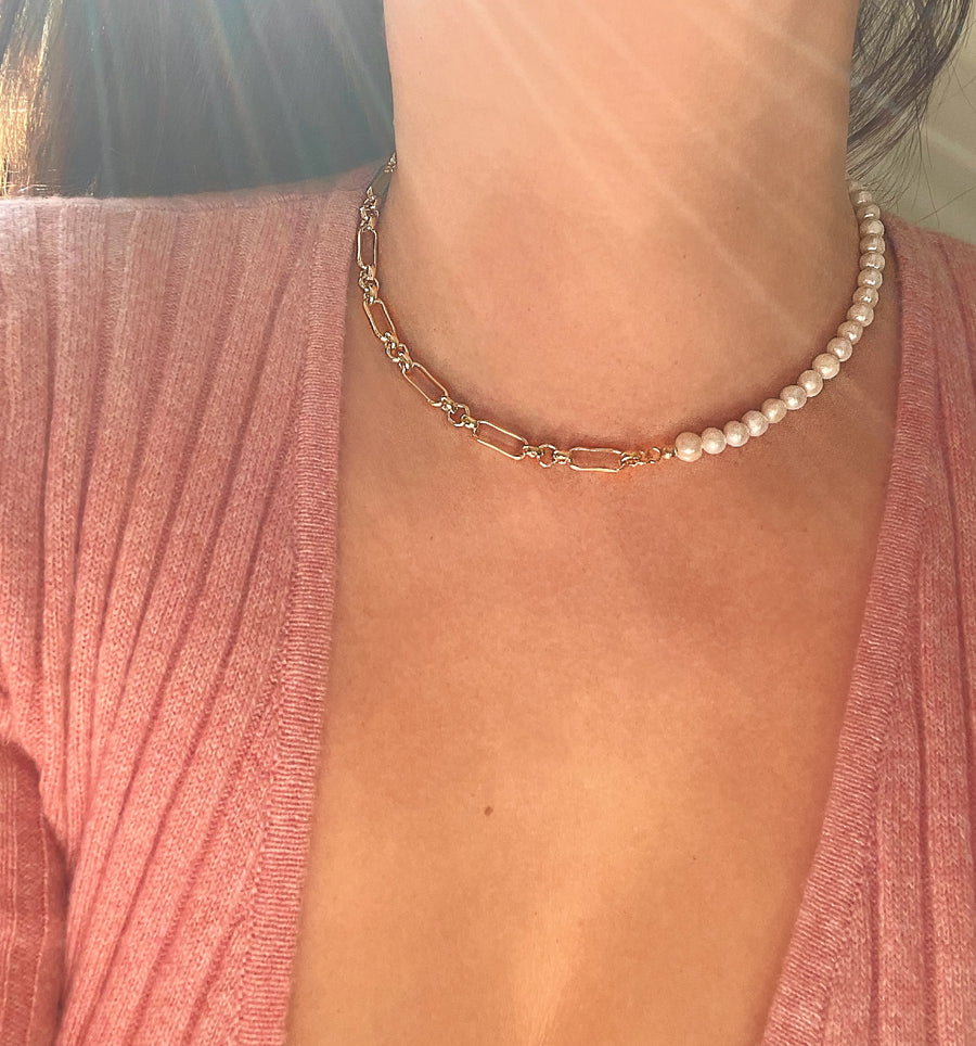 Women's Gold Pearl Chain Necklace - Best Half Gold Chain Pearl Necklace for  Women Gift - Gold Pearl - UPPER Brand